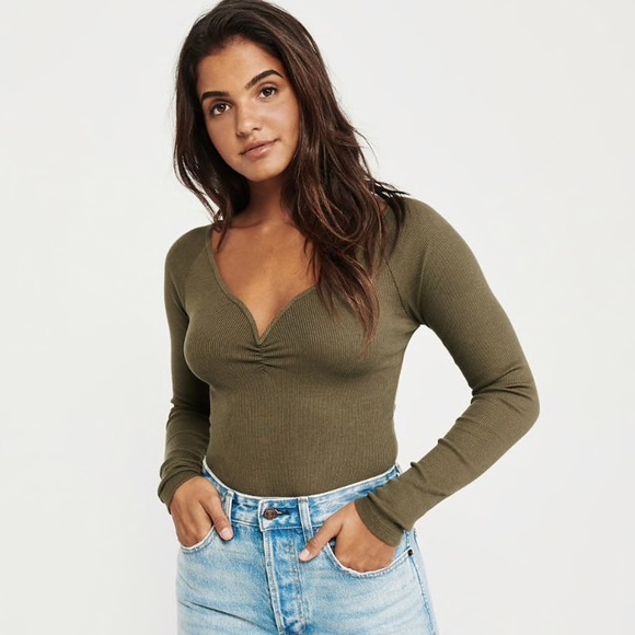 Notch-Neck Ribbed Top - Picture 2 of 4